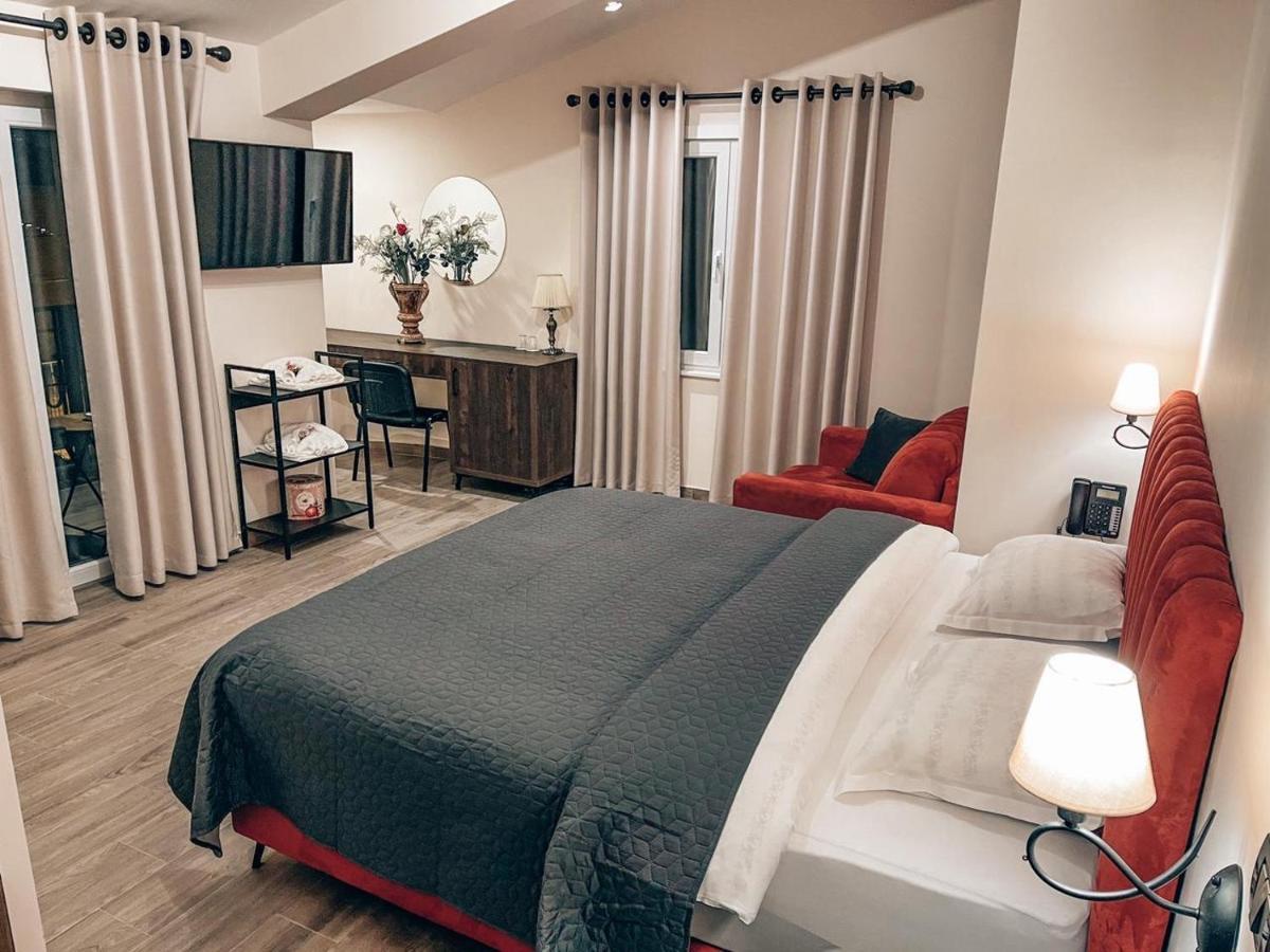 Venis Hotel Tirana Eksteriør billede